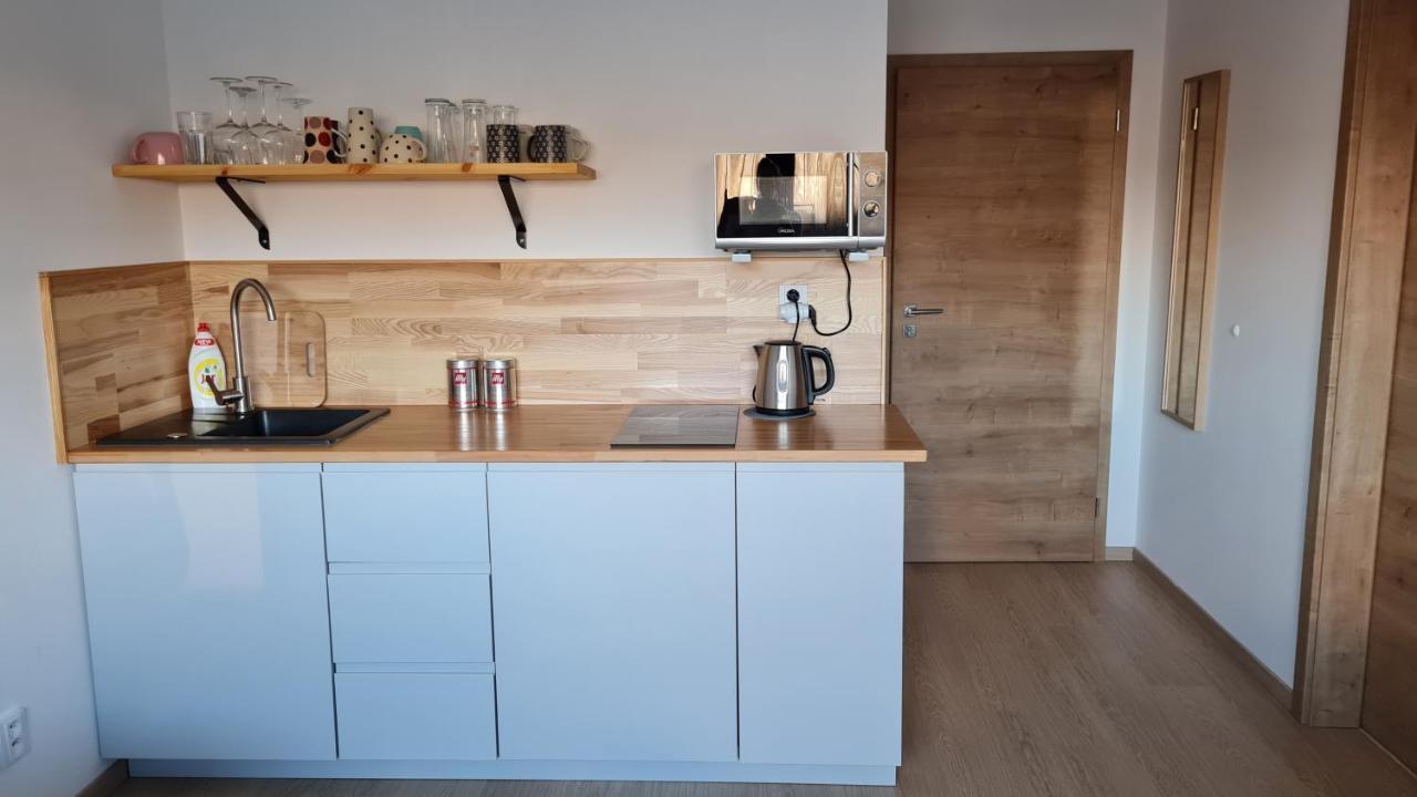Apartmany Zamecka Jilemnice Eksteriør billede