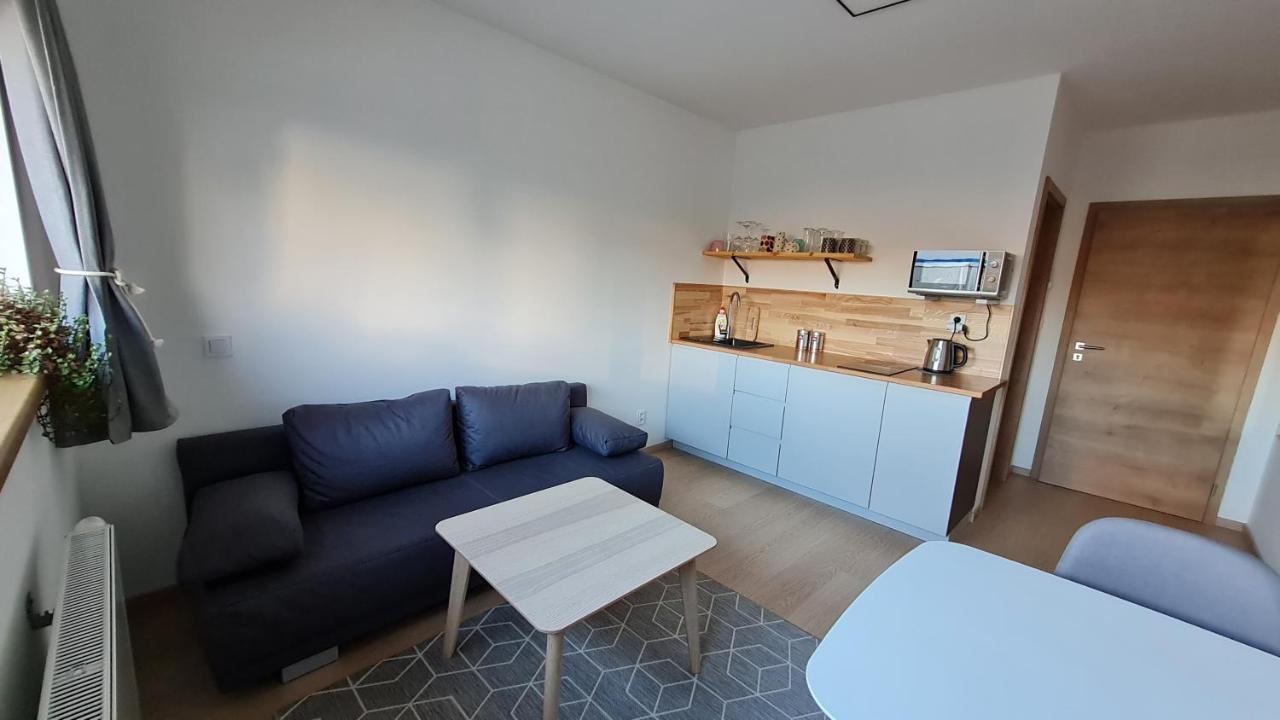 Apartmany Zamecka Jilemnice Eksteriør billede